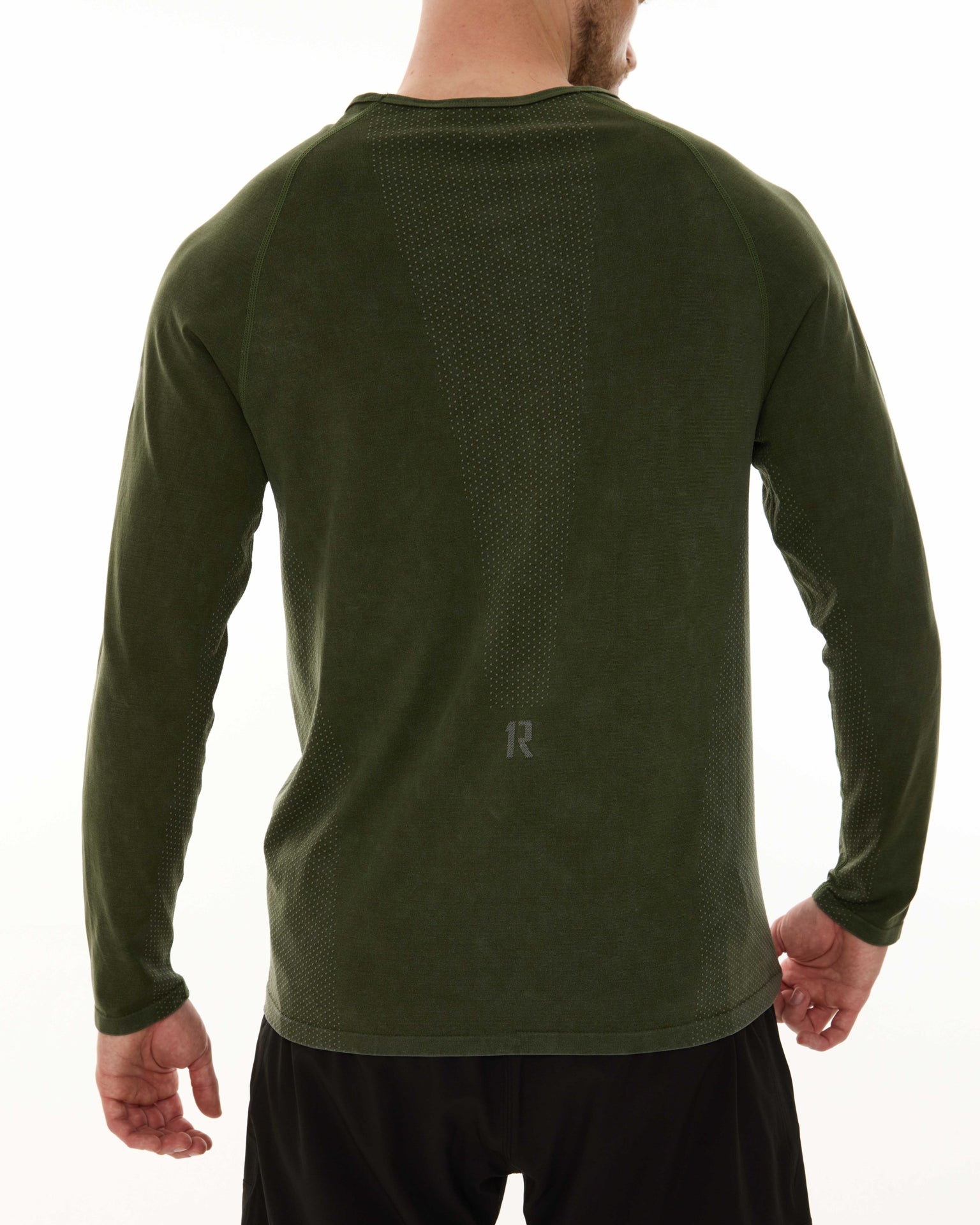 1R SEAMLESS LONG SLEEVE T-SHIRT