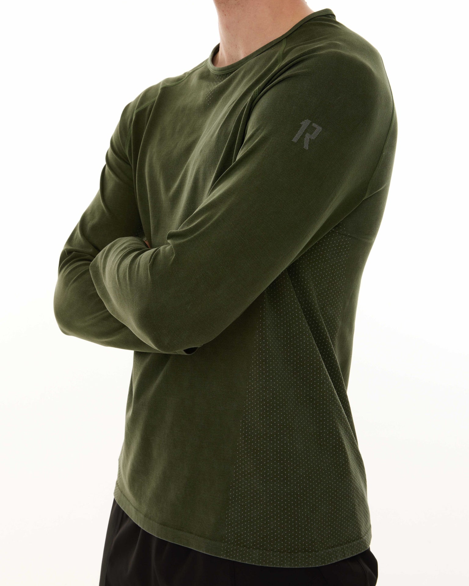 1R SEAMLESS LONG SLEEVE T-SHIRT