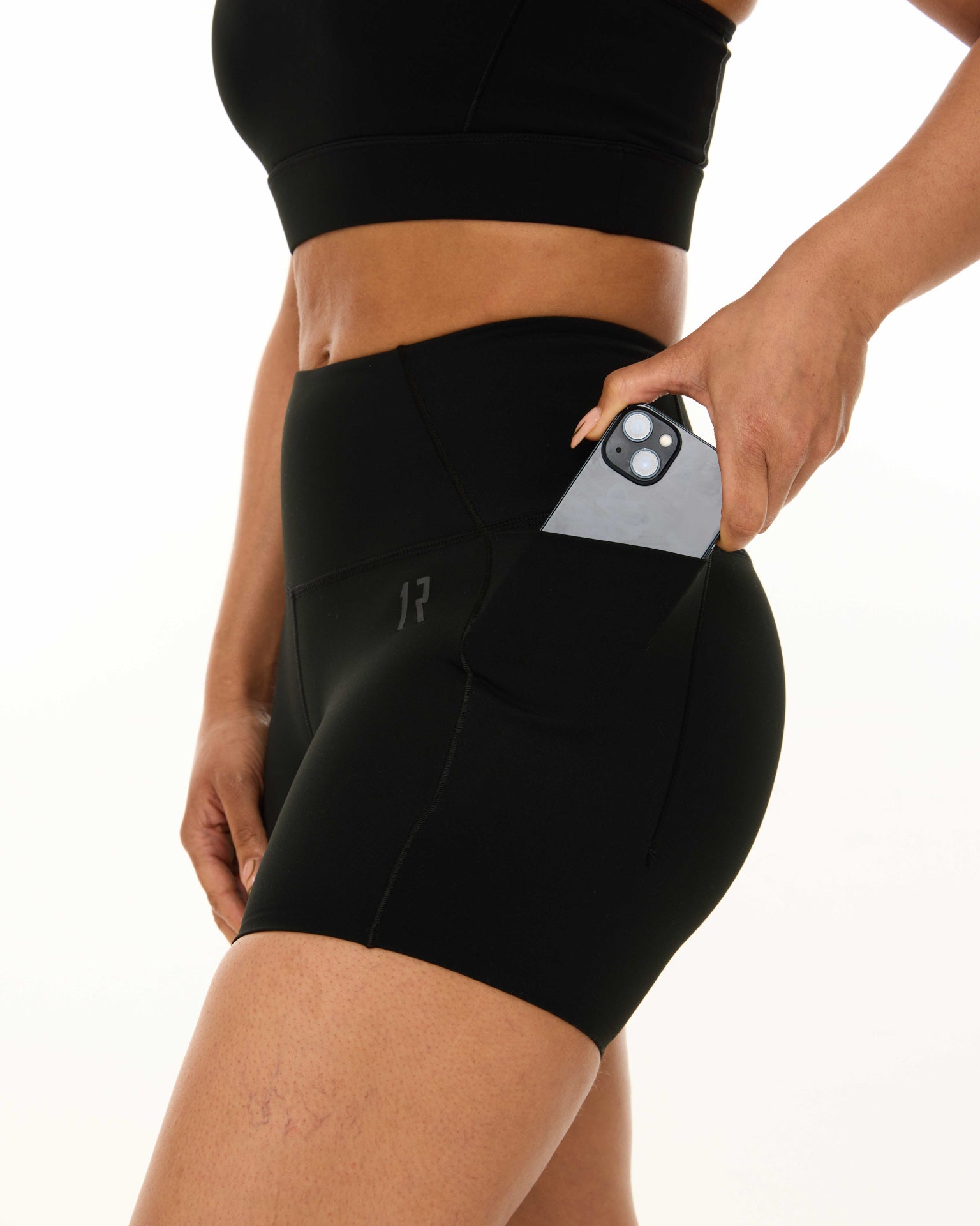 1R TECH PRO BOOTY SHORT