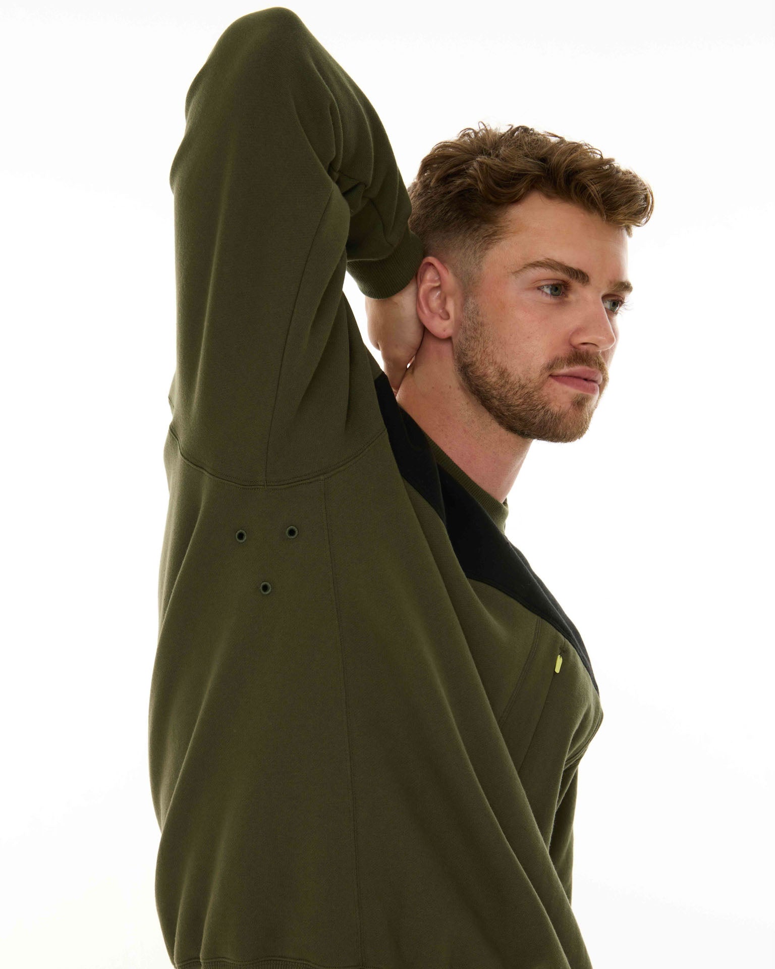 1R TECH LEISURE SWEATSHIRT