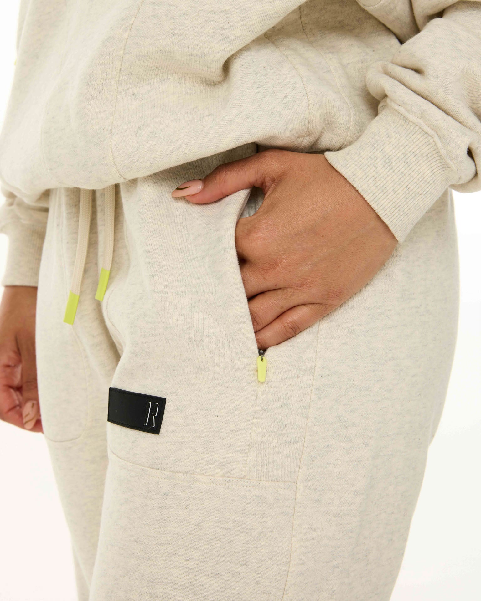 1R TECH LEISURE JOGGER