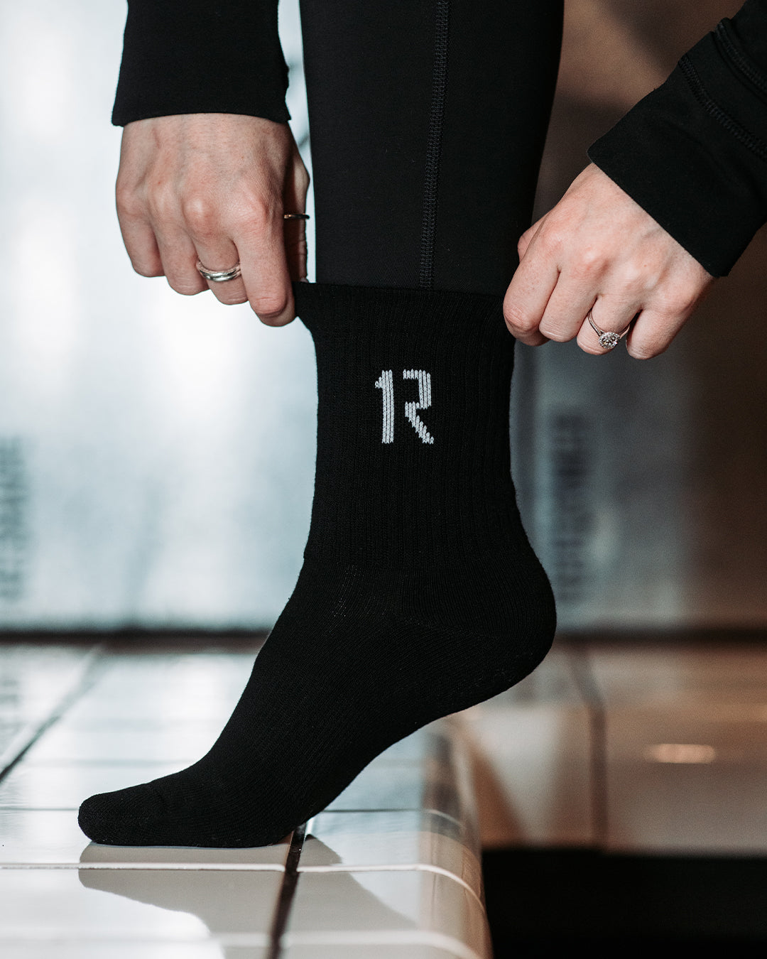 1R TECH PRO TRAINING SOCKS