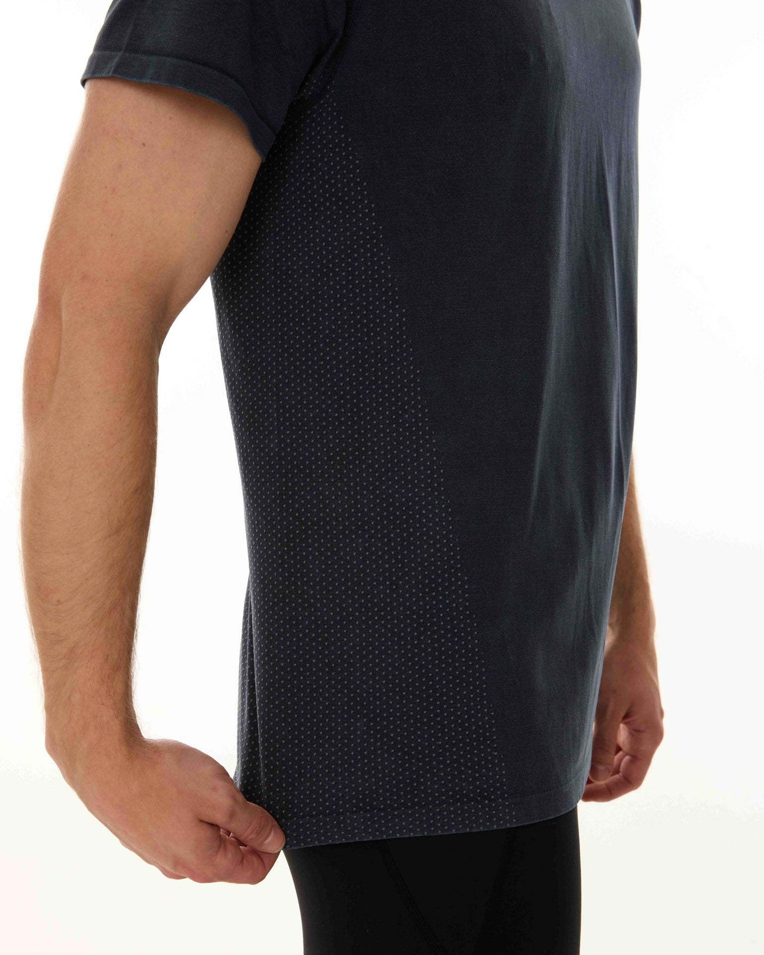 1R SEAMLESS SHORT SLEEVE T-SHIRT